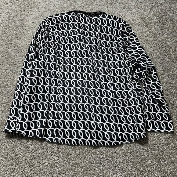 Chicos Womens Sz XXL No-Iron Black & White Geometric Button-Up Shirt Long Sleeve - Picture 4 of 9